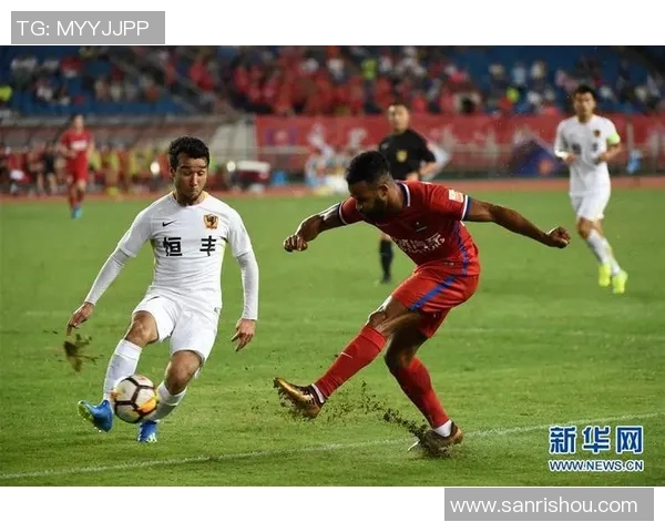 重庆斯威宣布签下巴西前锋，球队锋线实力大幅提升